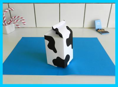 zelfgemaakte melkpak van papier
