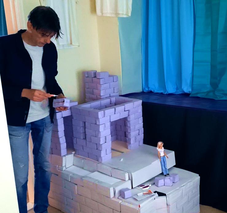 Make a paper castle