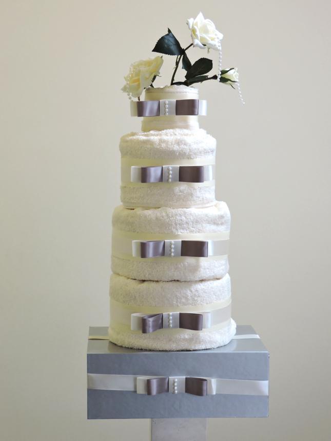 Towel wedding cake