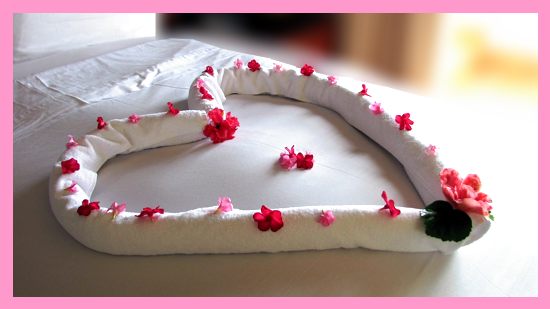 towel origami valentine heart