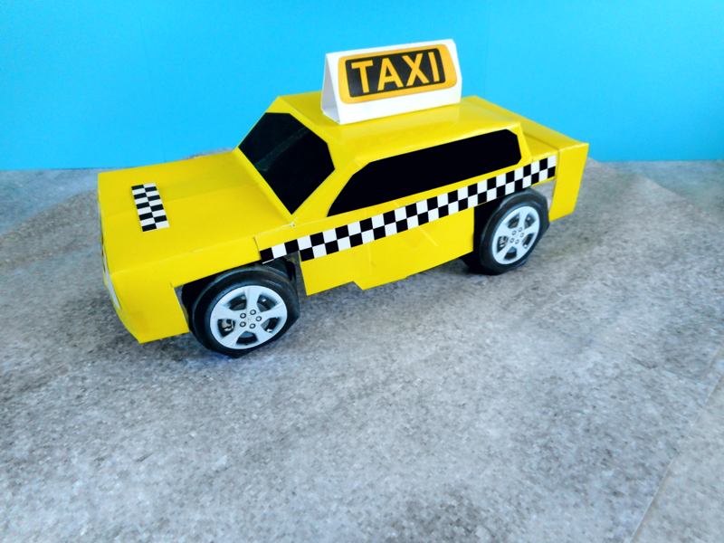 Taxi van papier