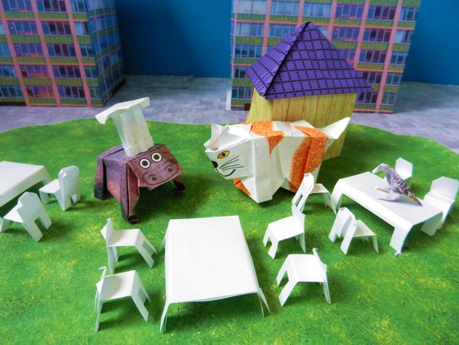 origami animals in a papercraft food restaurant