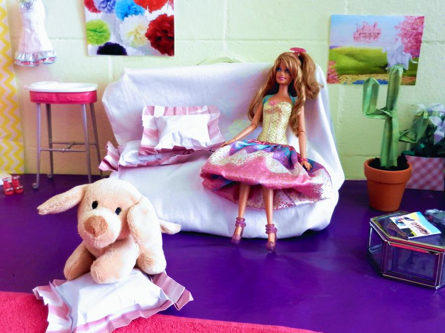 Barbie dollhouse living room