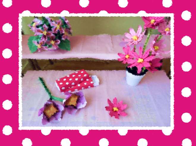 Roze origami bloemen van papier