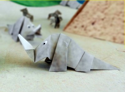 jigsaw puzzle game with an origami rhino