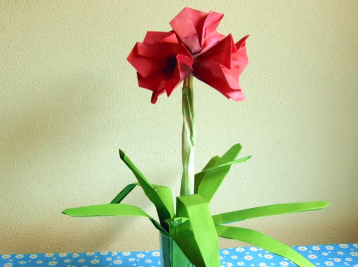 Origami Amaryllis