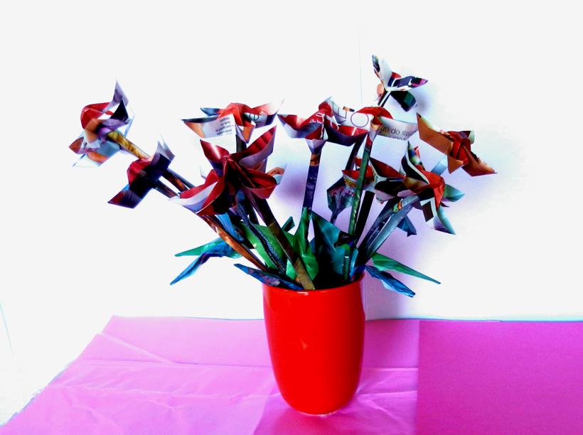 Origami Magazine Flowers